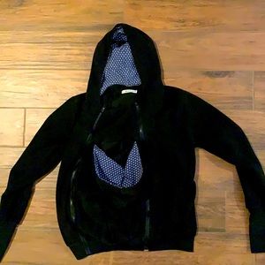 Maternity kangaroo baby carrier sweatshirt